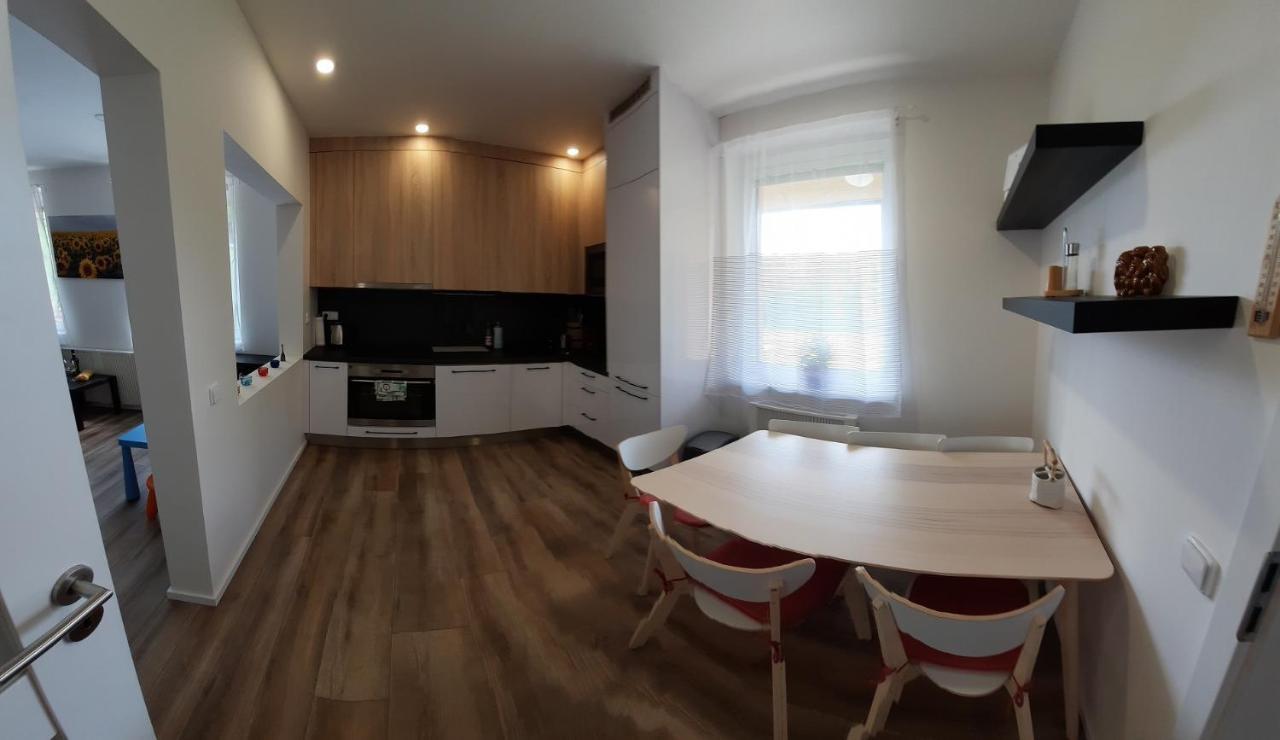 Lisny 105 Cely Novy Dum Se Zahradou U Jizery A Cyklo-Stezky New House By Jizera River And Bicycle Path Zelezny Brod ภายนอก รูปภาพ