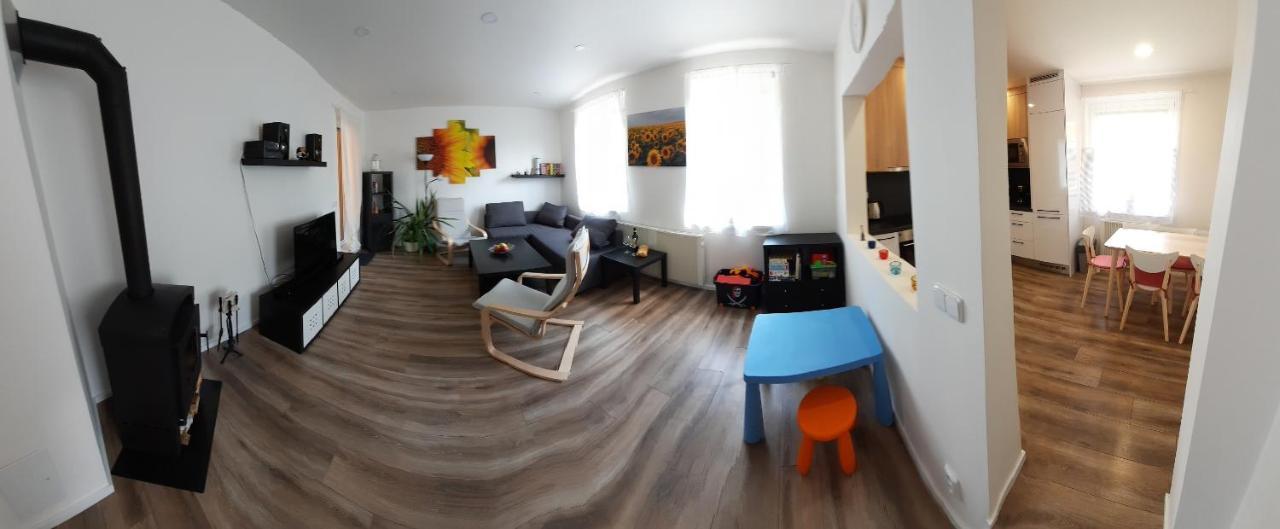 Lisny 105 Cely Novy Dum Se Zahradou U Jizery A Cyklo-Stezky New House By Jizera River And Bicycle Path Zelezny Brod ภายนอก รูปภาพ